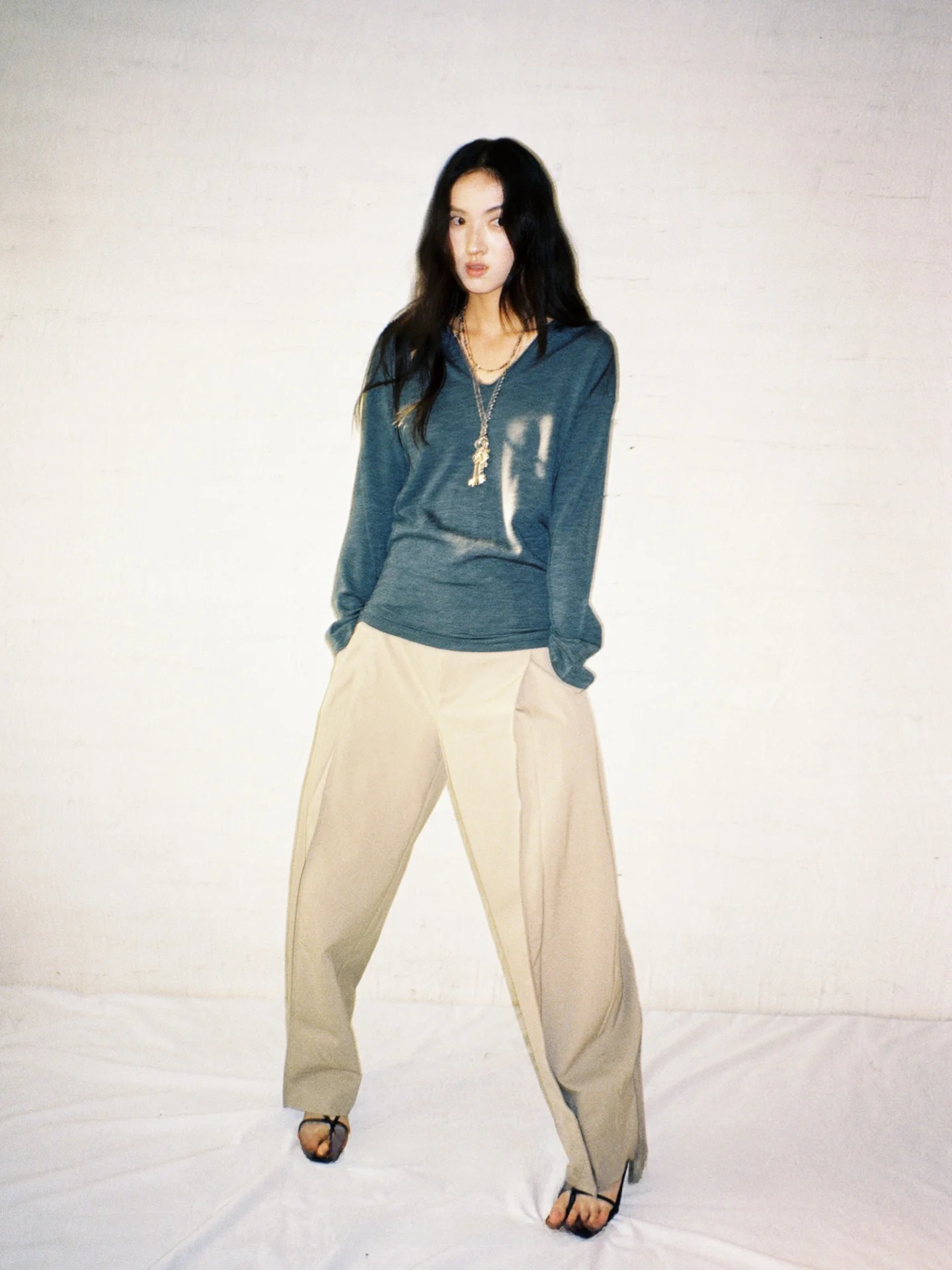 Biella Yangzi Fine Wool Long Sve Knitwear Slim Fit V-Ne Casual Sle Women's Faionable Turn-down Collar Waist-Cinching