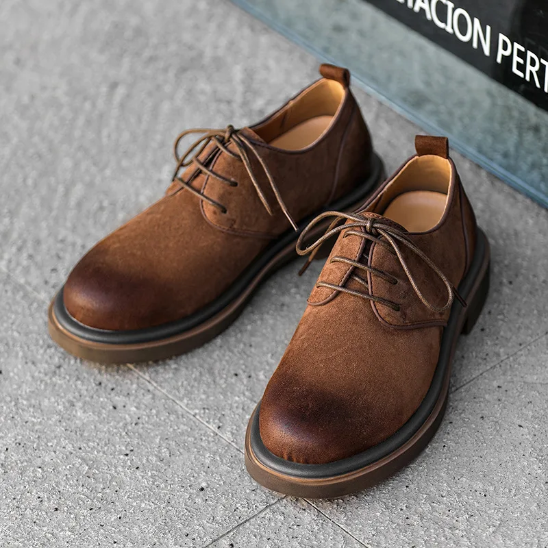 

Новые модные мужские замшевые туфли в винтажном британском стиле, ботинки до щиколотки, для работы на открытом воздухе, деловые туфли, лоферы, повседневная обувь