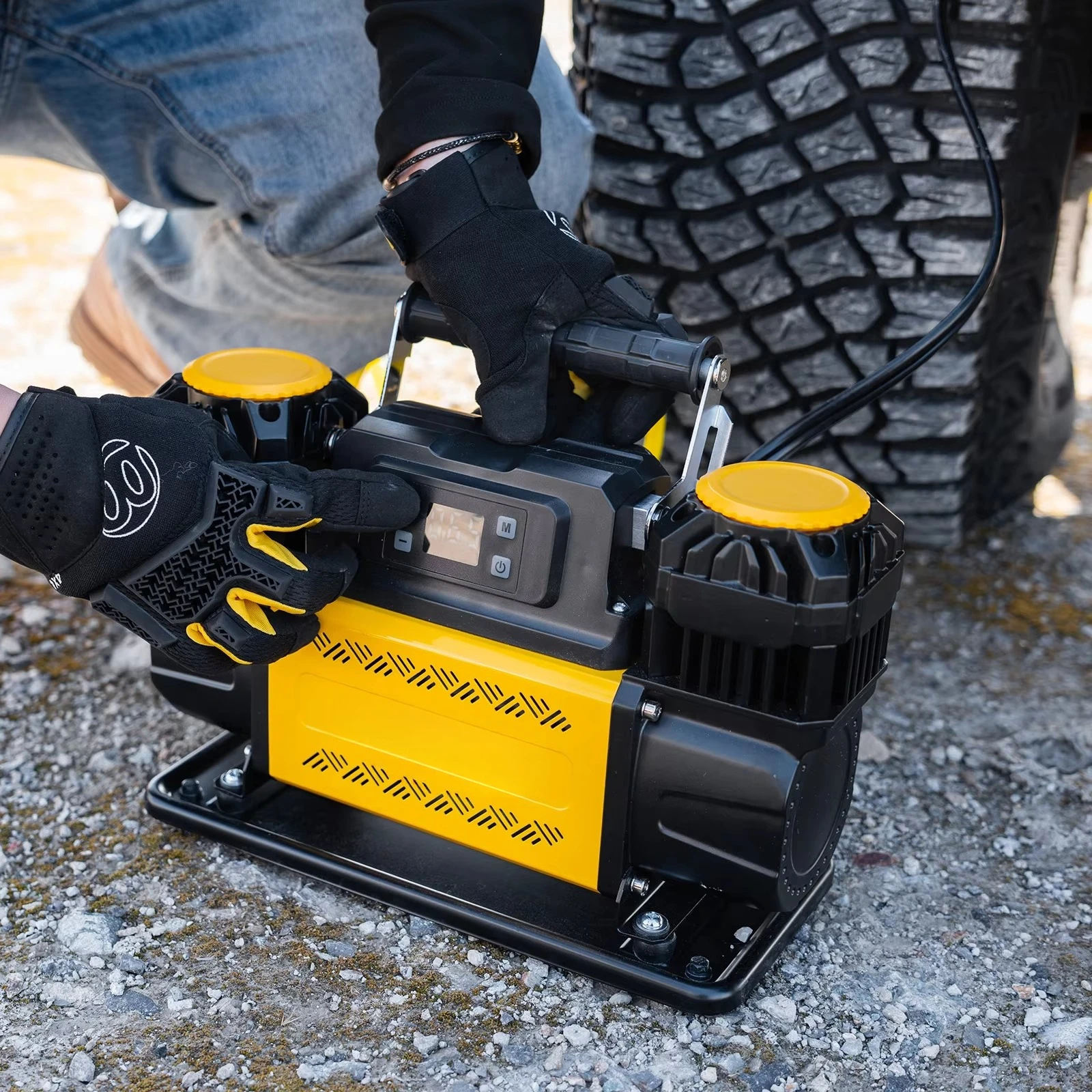 12V Portable Dual Cylinder Air Compressor 12.36CFM Heavy Tire Inflator