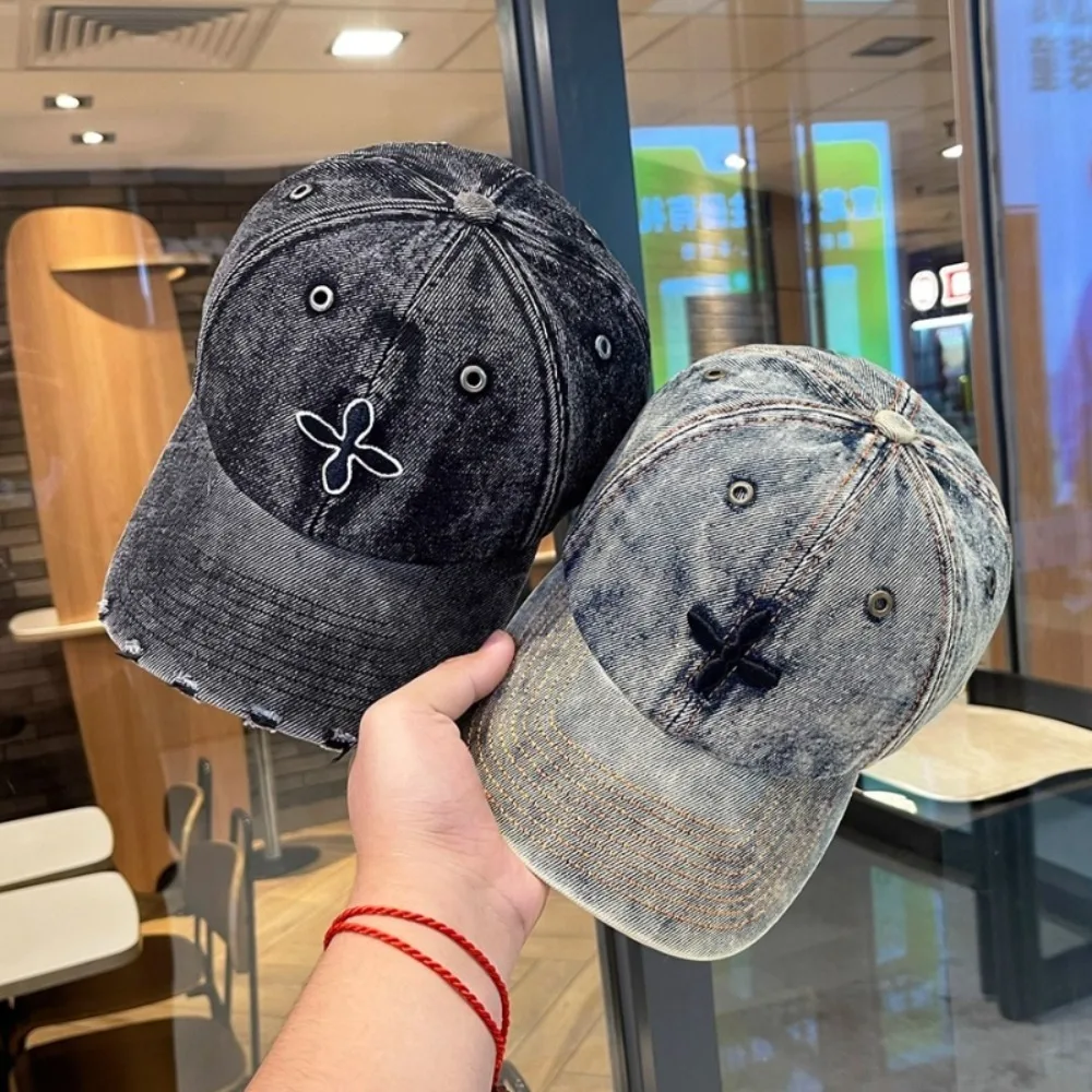 Denim-Baseballkappe mit gestickten Buchstaben, klassisches Vintage-Design, modische Unisex-Mütze für Männer und Frauen, Freizeitkleidung für draußen.