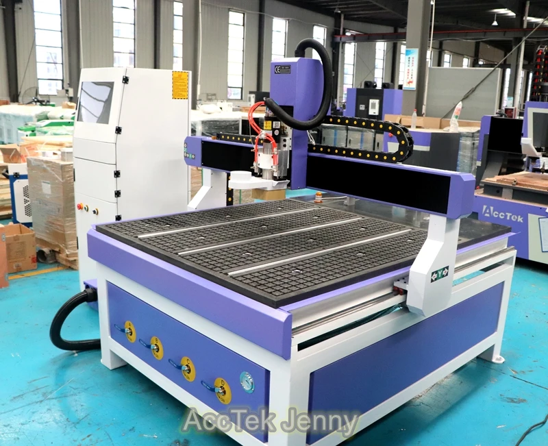 済南AccTek Atc CNCルーター 1200 * 1200mm 小型木工CNC彫刻機 リニア4個ATC CNCルーター 小型企業向け