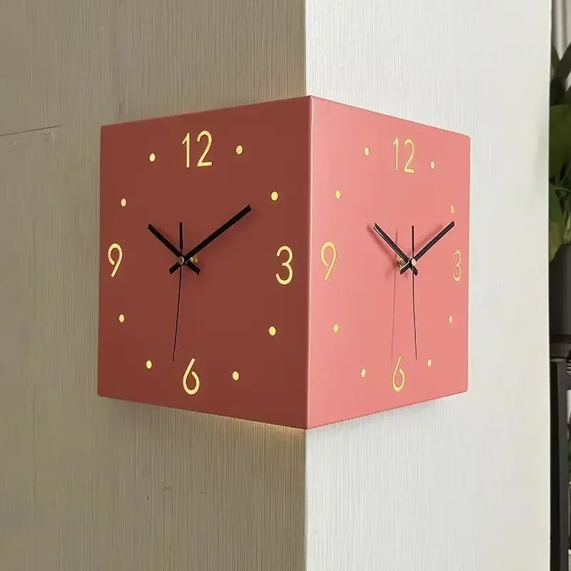 Creative Home Wandklok Woonkamer Vierkant Stille Hoekwandklok Stijlvolle en eenvoudige metalen dubbelzijdige wandklok
