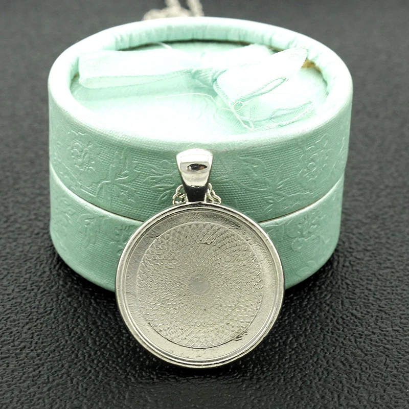 TAFREE Bdsm Triskelion رمز قلادة Keyrings أسود اللون خمسون ظلال من رمادي سلاسل المفاتيح زجاج قبة مع صور مجوهرات YFZ48