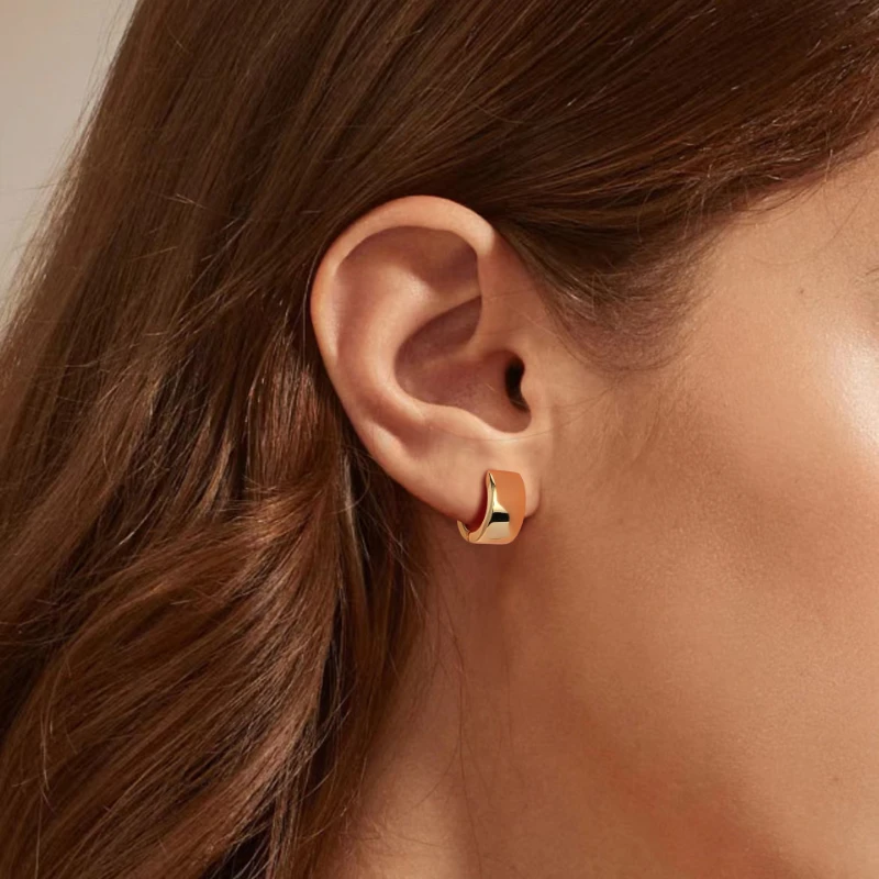 Chunky Gold Plated Stainless Steel Huggie Hoop Earrings Non Tarnish Hypoallergenic Piercing Jewelry for Women Daily Wear
