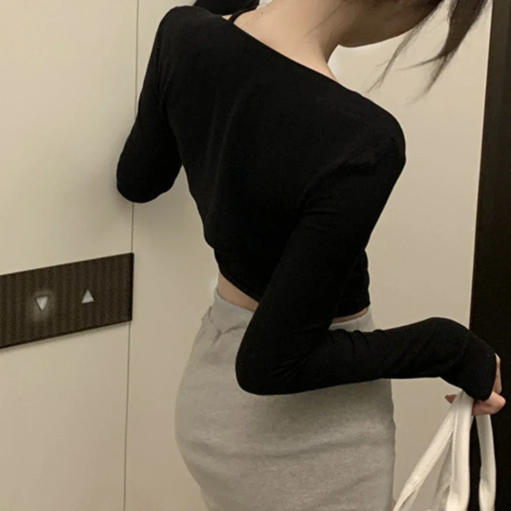 

Daily Commuting Wear For Women Long Sleeve Spring Autumn Wear Black Halter Neck Long Sleeve Brand New Condition