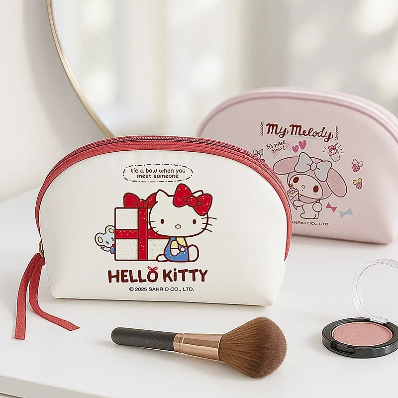 新しいサンリオのかわいいハンドヘルドメイクアップバッグ、女性用、ポータブル、大容量、インスタグラム風トラベル、トイレタリー収納