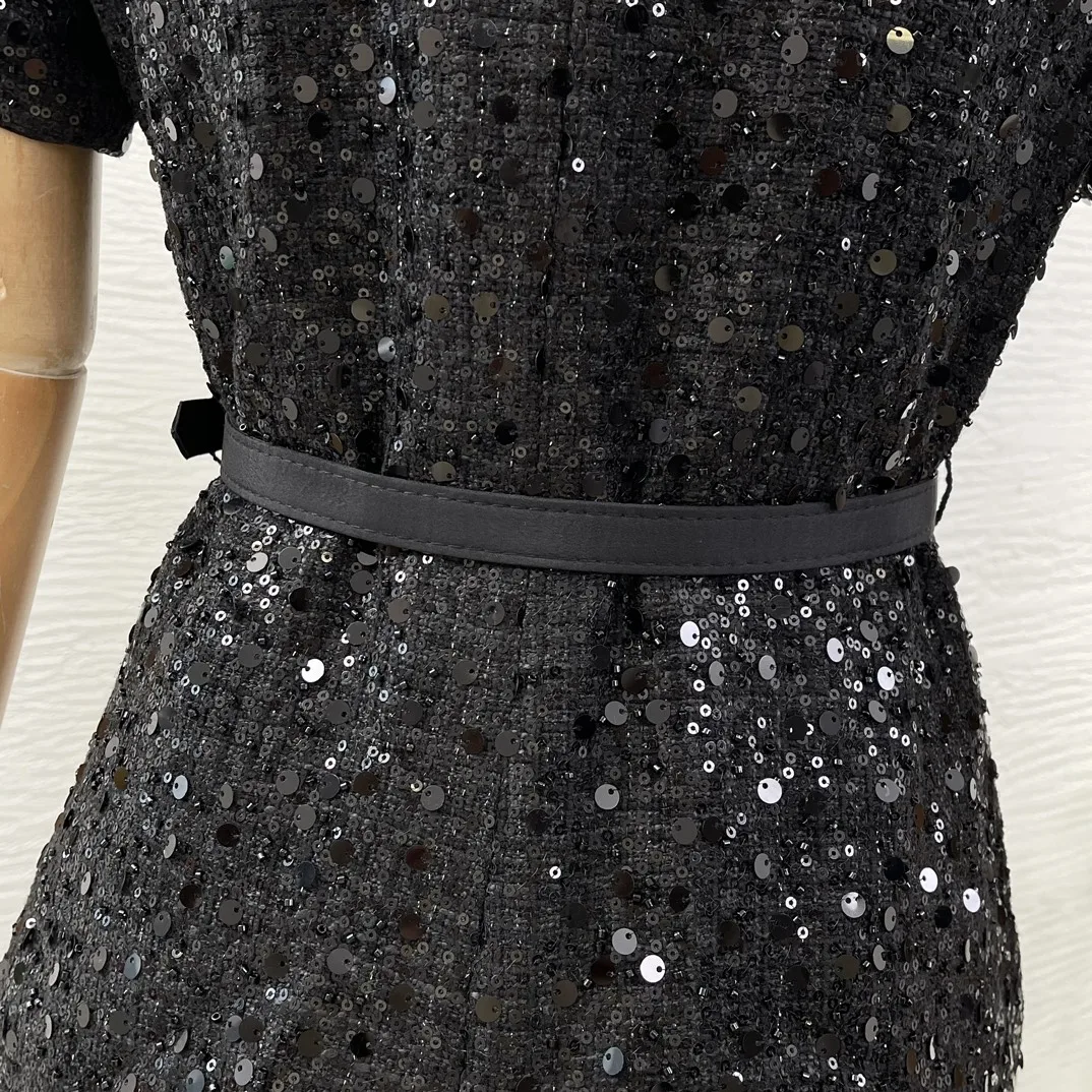 

2025 New High Quality Black Short Sleeve Diamonds Pressed Knit Pleat Ruched Midi Dress