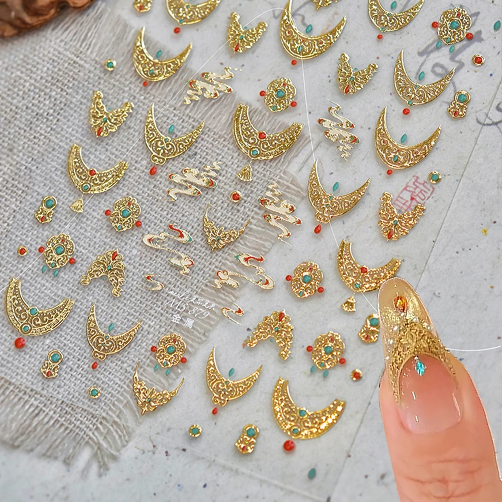 1개 금속 행운의 구름 프렌치 네일 스티커 5D 골드 럭셔리 문 토템 네일 데칼 셀프 접착 DIY 매니큐어 디자인 슬라이더