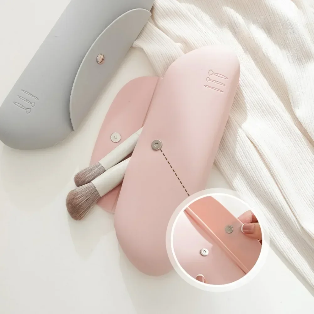 Soporte para brochas de maquillaje de viaje, bolsa de almacenamiento de brochas cosméticas de silicona, estuche de esponja de belleza portátil, organizador de maquillaje para viajar