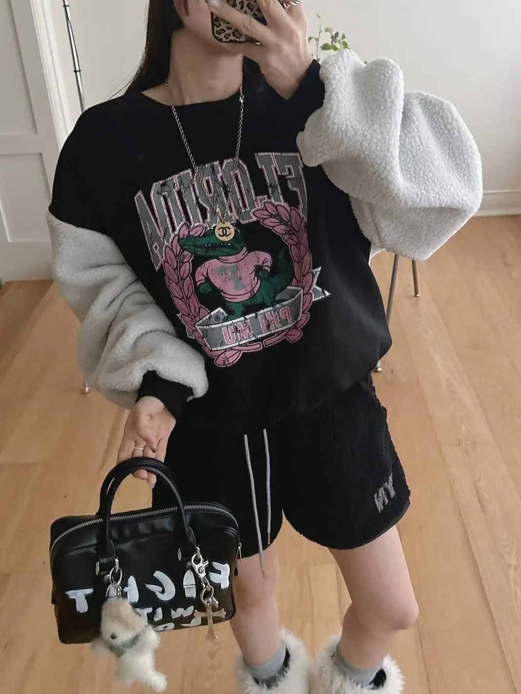 Felpa con cappuccio calda e casual con stampa di lettere dei cartoni animati da donna autunno inverno maglione allentato abbinato testa sopra il cuore coreano Sle