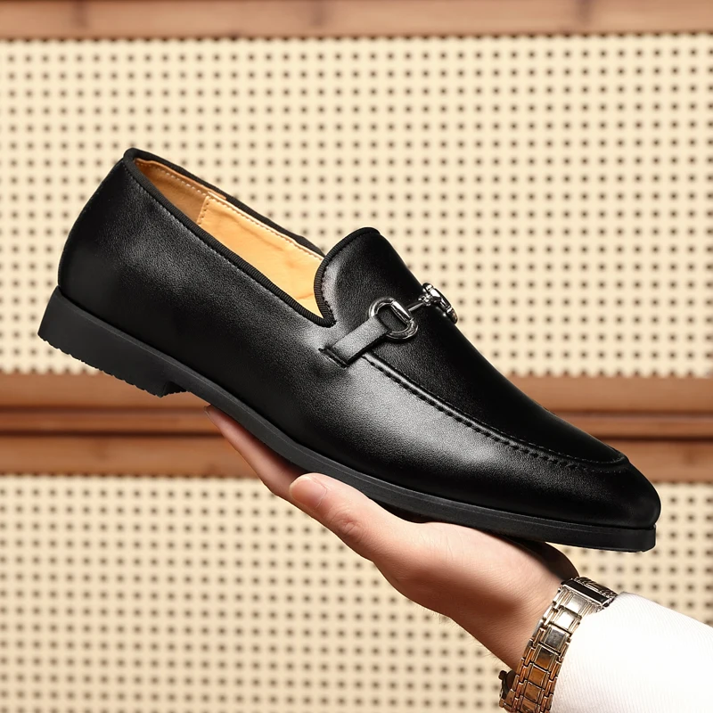 2024 hot selling men\'s fashion loafers, single foot casual business office formal wear gentlemen\'s banquet social shoes