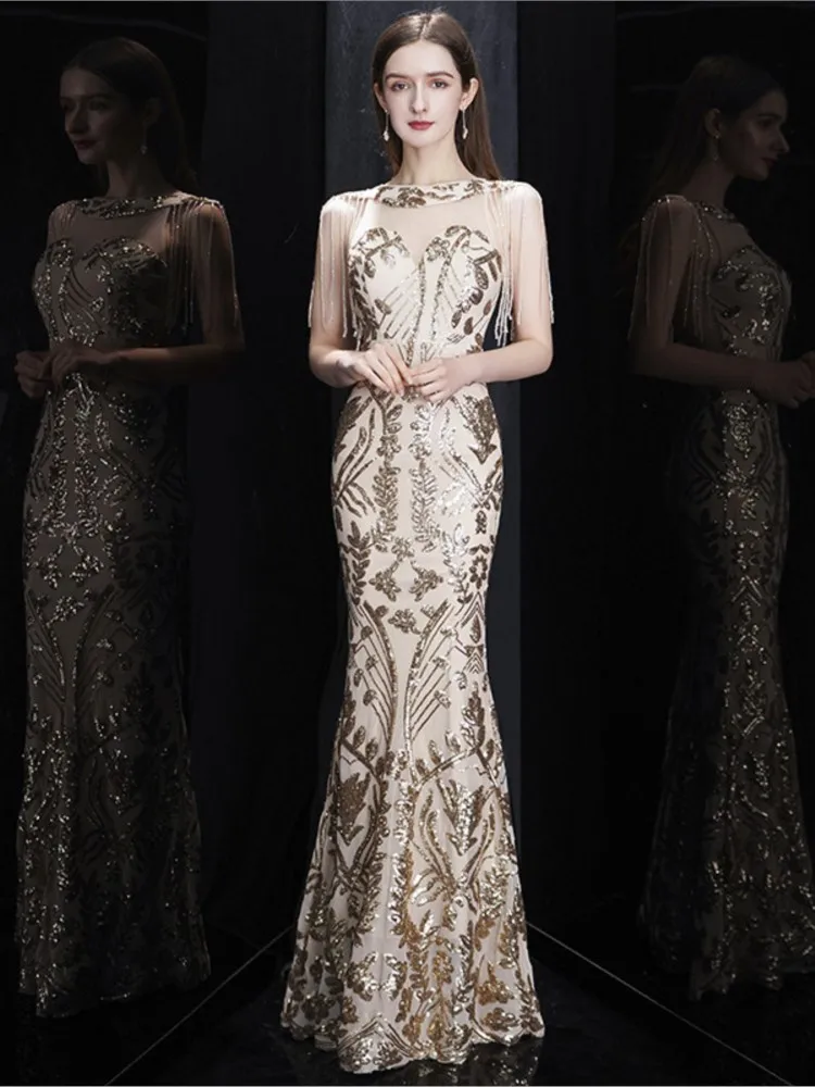 

A new elegant and grand long champagne-colored niche light luxury dress for banquets