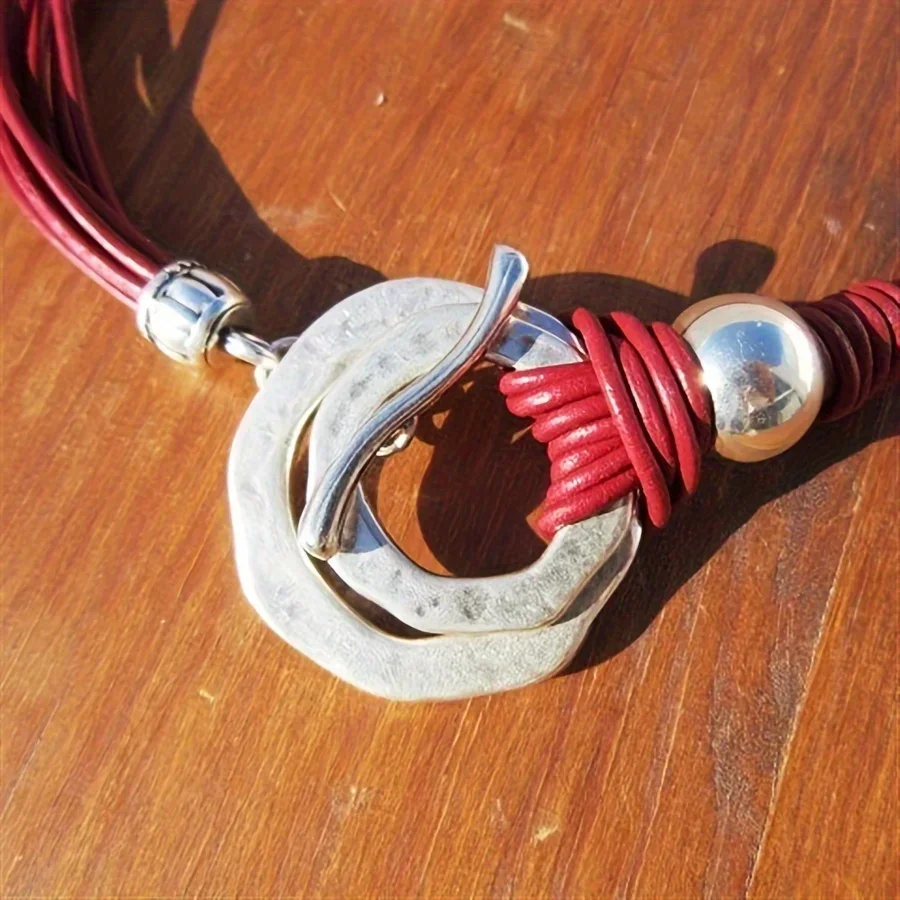 Retro Bohemian Ethnic Style Irregular Circle OT Buckle Shape Pendant Necklace Red Leather Rope Eye-catching Party Gift