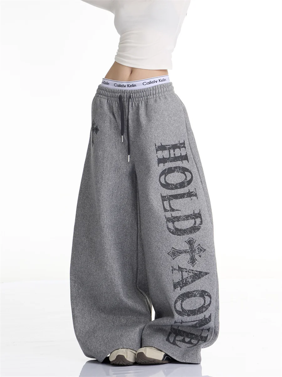 

American Retro Streetwear Thiened Sweatpants Wide Leg Pants for Couples Casual Loose Fit Woolen Print Trousers for Youth