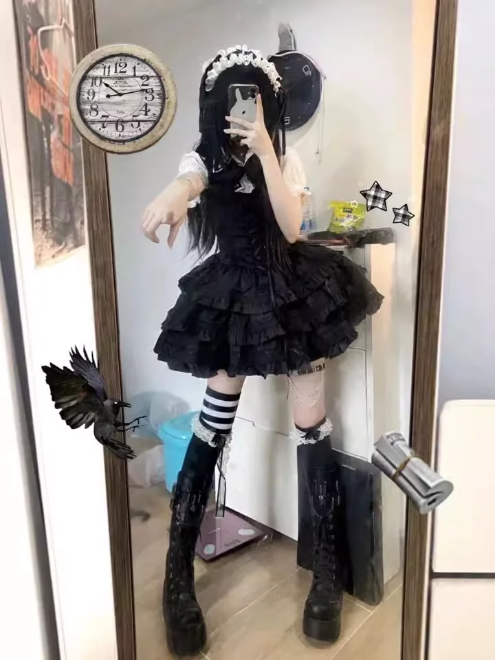 夏黒ゴシックロリータドレスセット甘い白レースショートバブルスリーブシャツ Y2k フリル包帯スリムブラックスリングミニドレス