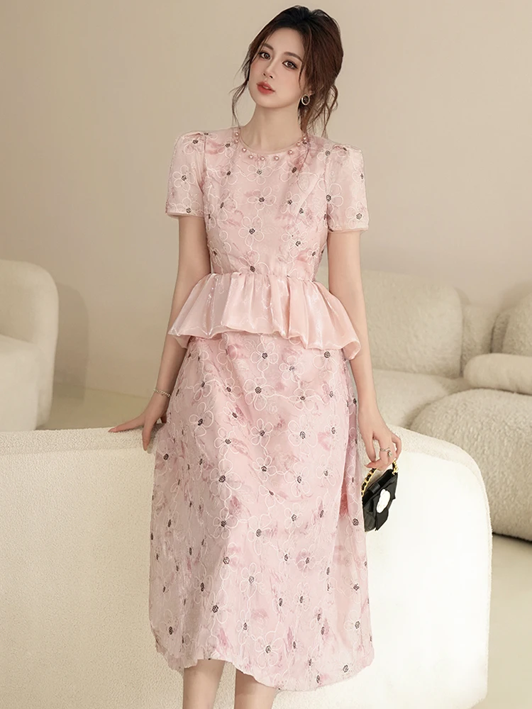 Robe rose de célébrité exquise pour femmes, élégante, fleurs brodées, volants en soie brillante, longue Robe de bal d'anniversaire