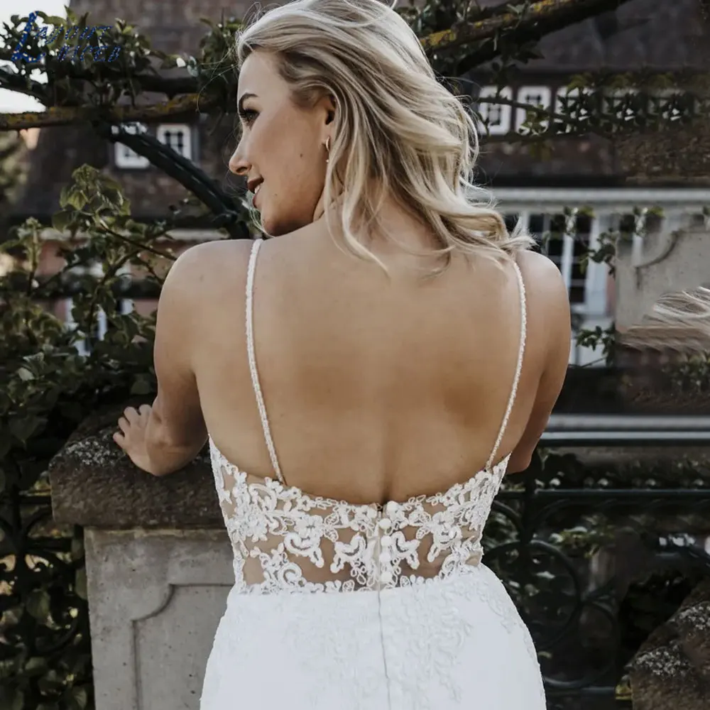 LAYOUT NICEB Plus Size Spaghetti Strap abiti da sposa Appliques Backless abiti da sposa senza maniche sirena vestidos de fiesta 2024LAYOUT NICEB Plus Size Spaghetti Strap abiti da sposa Appliques Backless abiti da spos