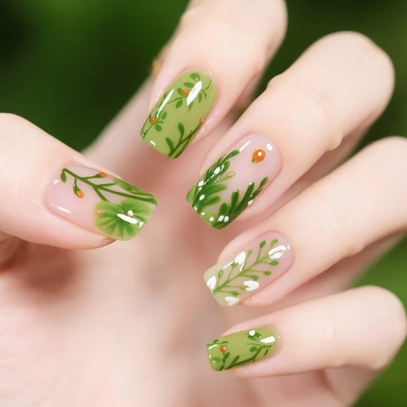 10Pcs Girls Fashion Gradual Small Fresh Cute and Beautiful Flowers Fingertip Magic Forest Press on Nails Temperament Fake Nails