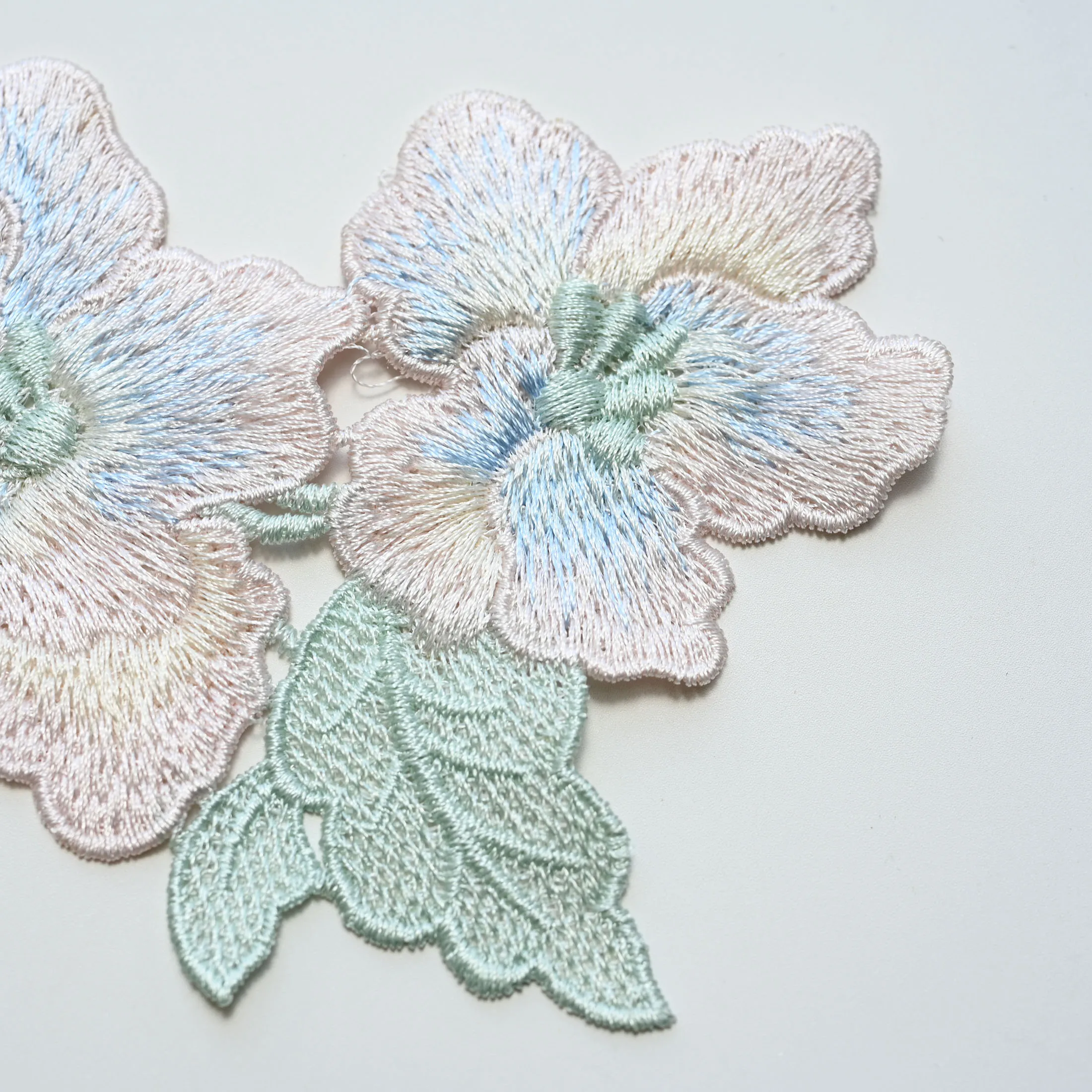 Gestickte Blumenapplikationen für Kleidung zum Selbernähen, Aufnäher, Applikationen, Vögel, Stickerei-Applikation, Kleidungszubehör – Detail 6