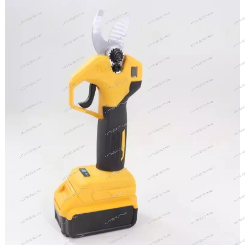 Brushless Lithium Battery High Branch Saw - Extended Reach Chainsaw & Pruning Shears