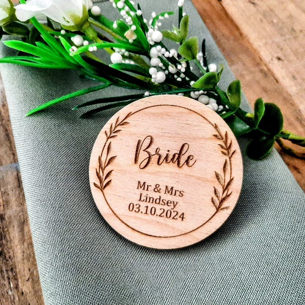 

10pcs Personalized Wedding Wooden Coasters Party Table Decoration Wedding Place Settings Engagement Party Cocktail Coasters