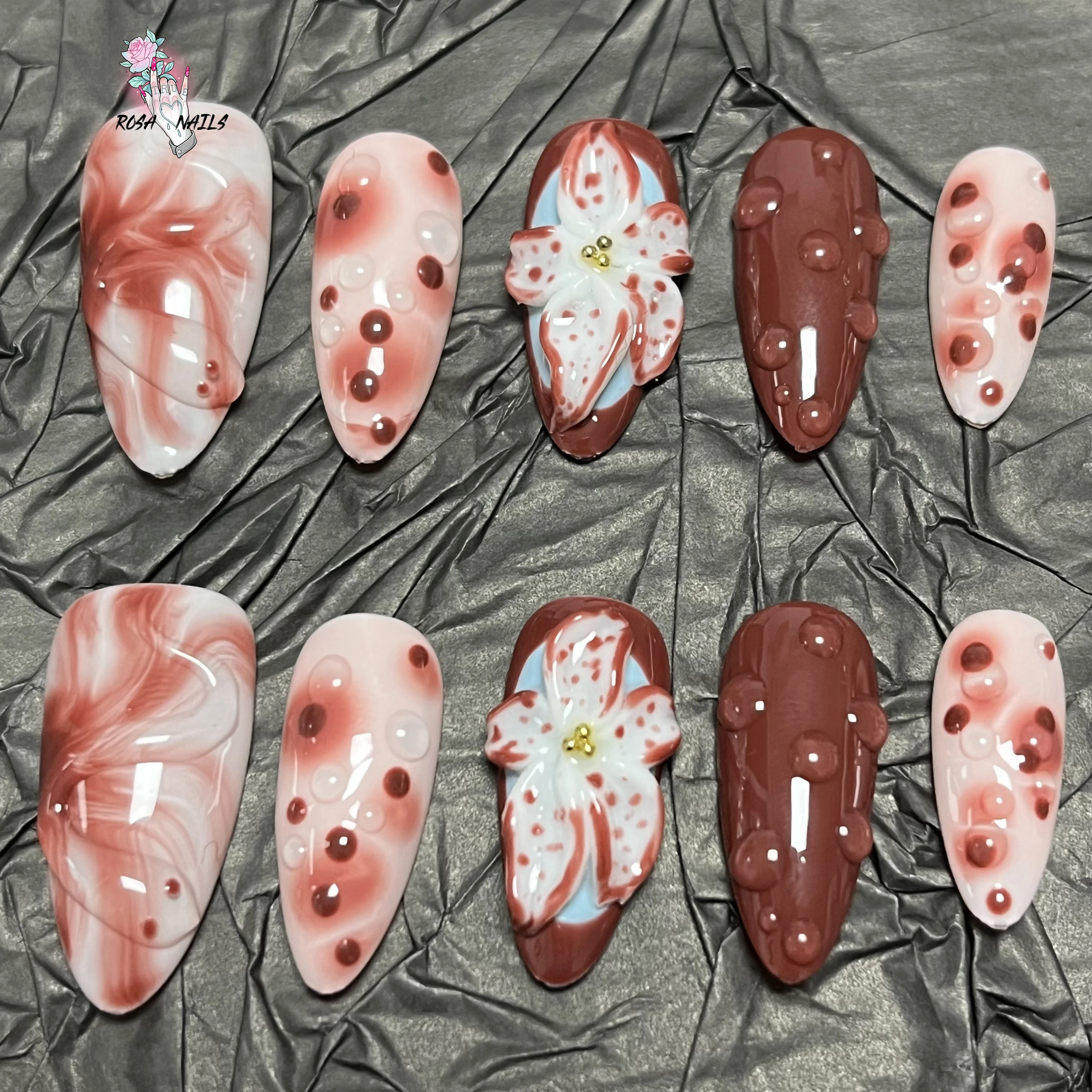 

10pcs Almond False Nails Handmade 3D Flower Snake Press on Nails Autumn Winter Red Brown Wearable Flowers Acrylic Fake Nail Art