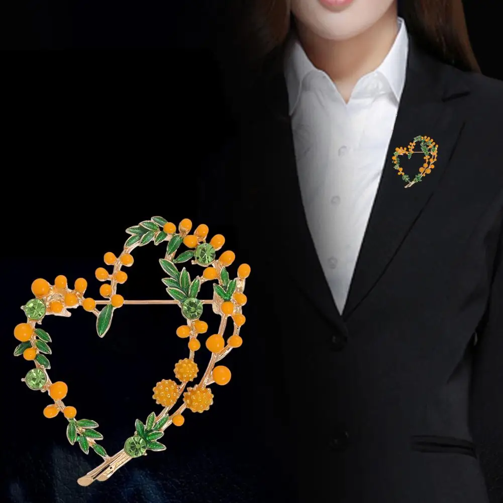 Oil-dripping Rhinestones Brooch Elegant Vintage Oil Drop Mimosa Fruit Brooch with Shiny Rhinestones Love Wreath for Clothes