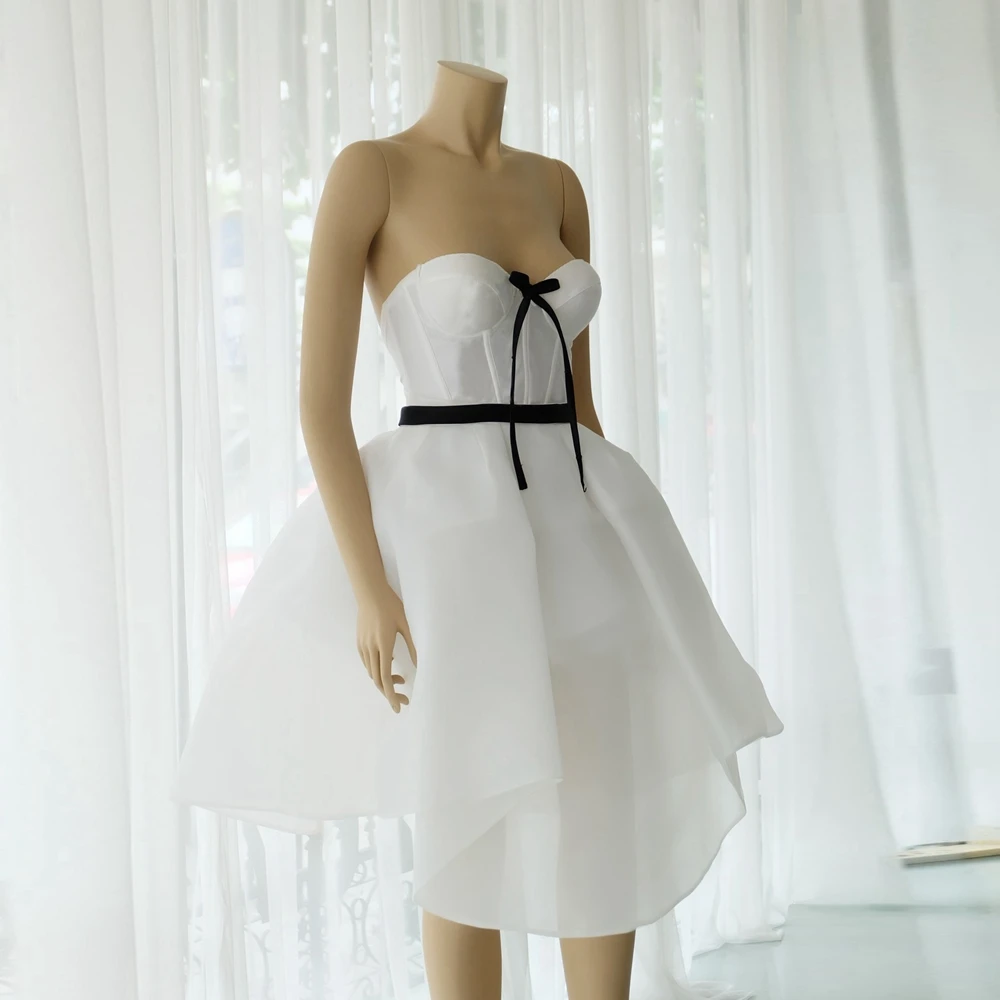 

Elegant Strapless Mesh A‑Line Wedding Party Dress with Black Ribbon Bow Elegant Tulle Ruffles Puffy Evening Gown Summer Dresses