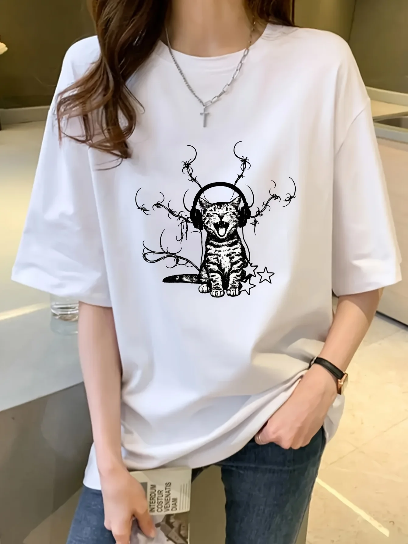 

Aesthetic A Cat in a Bad Mood Print Short Sleeve Women T-shirts Pius Size Loose Tops Y2k Casual Harajuku Oversize O Neck Tee