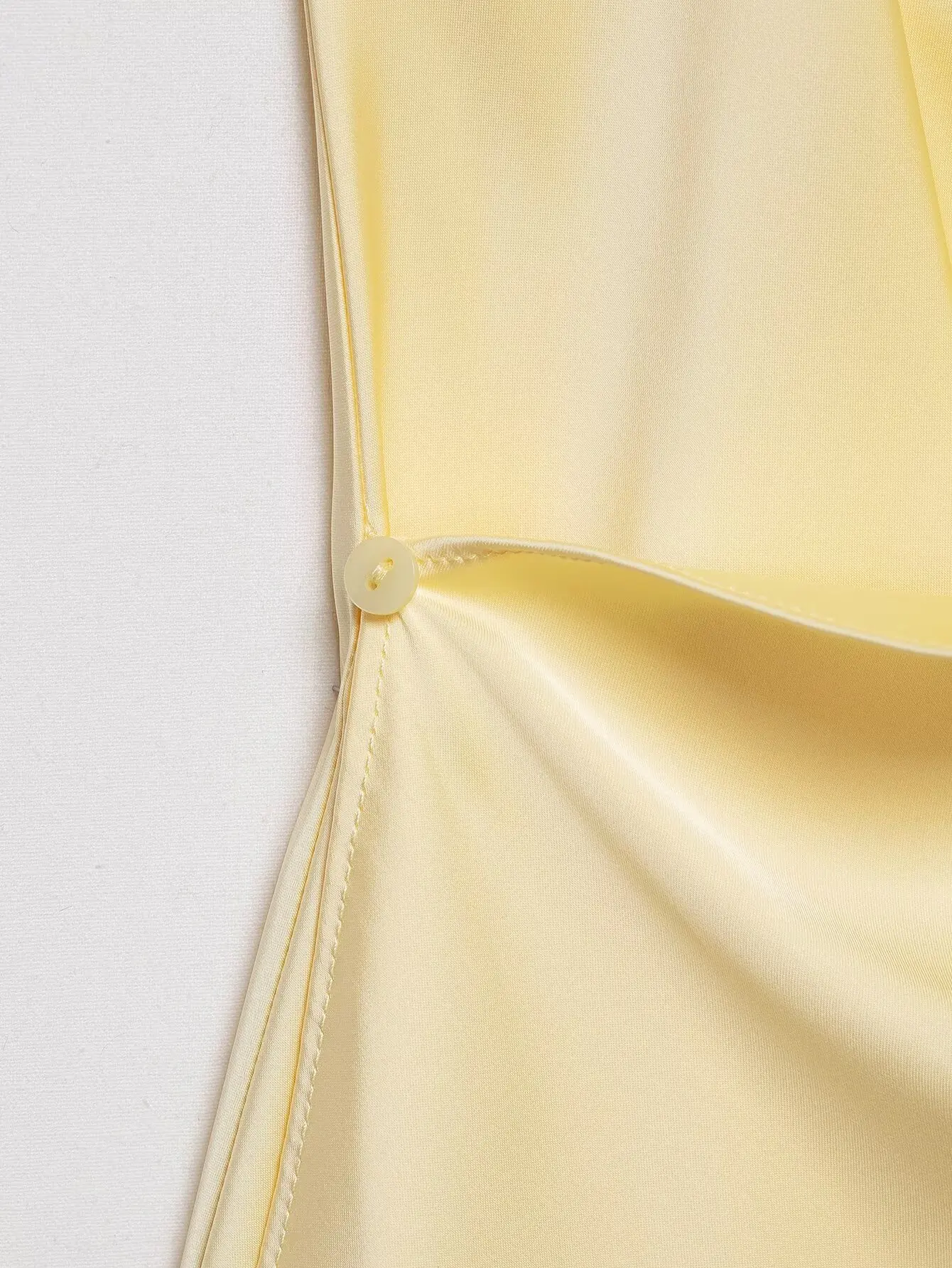 HH Damen Sommer Satin Neckholder-Top Damen Wickel-Bluse mit V-Ausschnitt und Rückenbindung Asymmetrische Bluse Niedliche Alltags- Urlaubs- und Geschäftskleidung – Detail 21