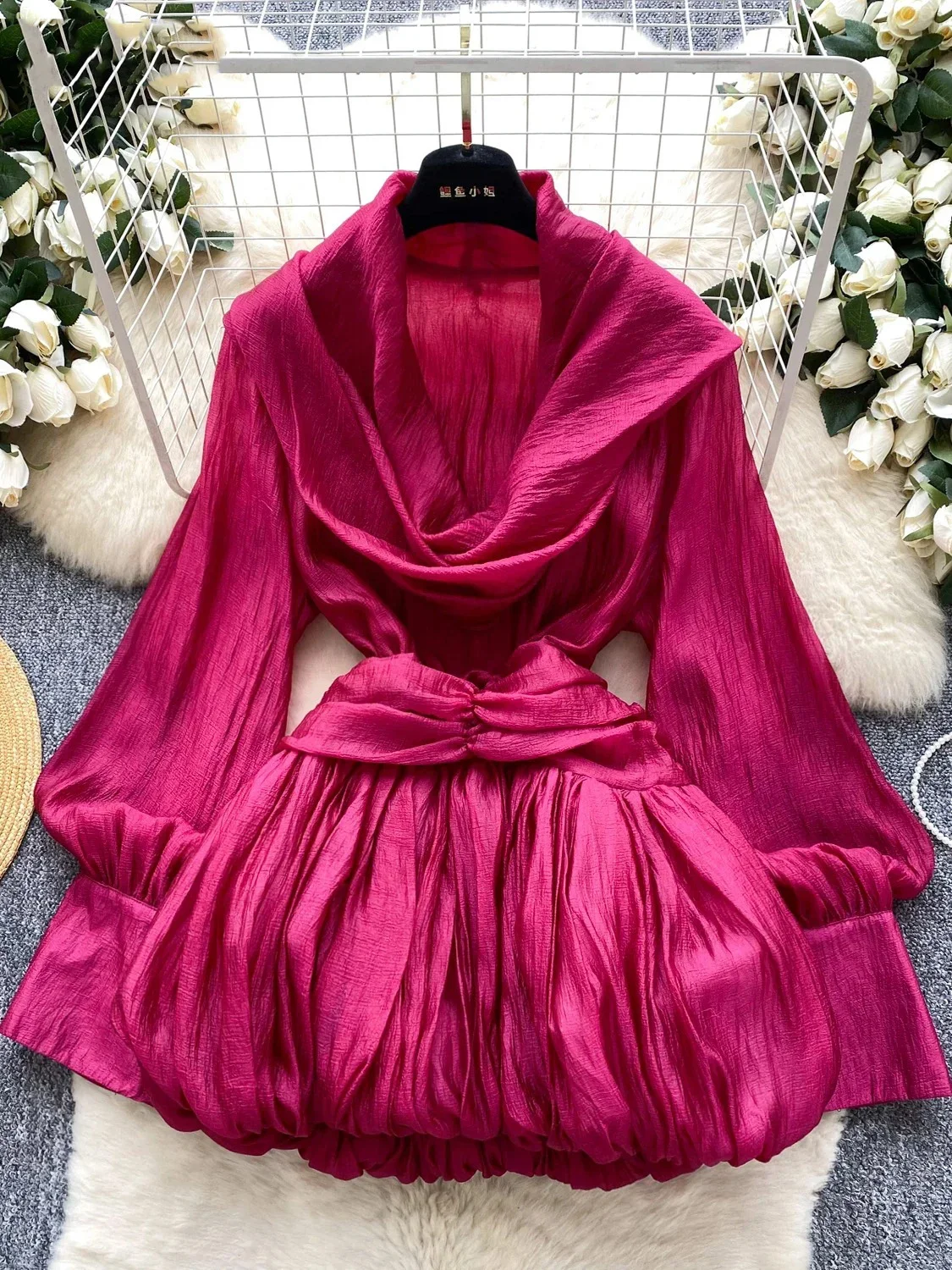 Drapierter Ausschnitt Neckholder Lace Up Schlanke Taille Kleid Französisch Stil Lässig Elegante Robe Europa Moda Ballkleid Knospe Solide Vestidos