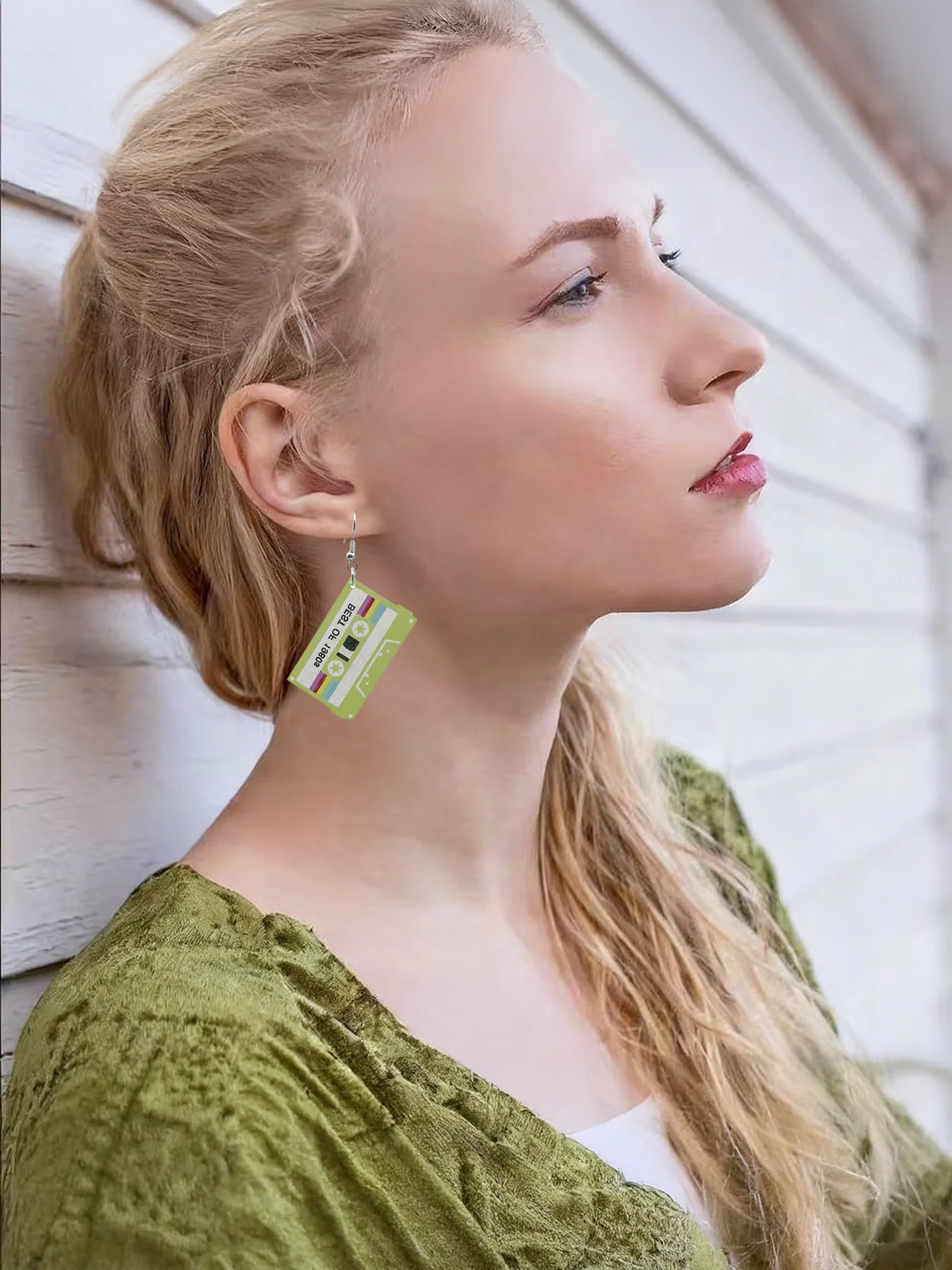 6 Pairs of Women's Wooden Dangle Earrings Set, Vintage 80S Tape Player Design with Best of the 1980S Pattern, Lightweight Wood, Retro Y2K Hip-Hop Music Festival Party Wear, Graduation Birthday Gift