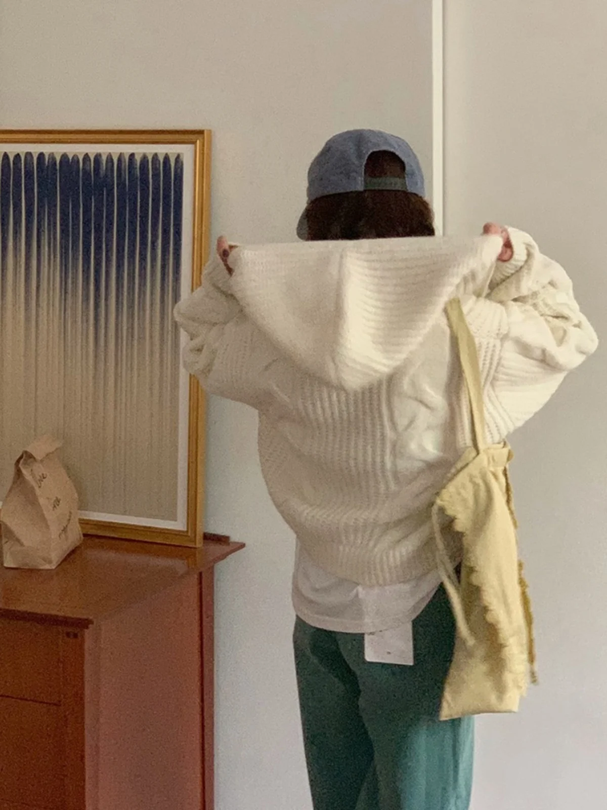 

Женский вязаный свитер с ленивым рукавом, пальто свободного кроя, осень-зима, модный элитный дизайн с капюшоном, открытый кардиган