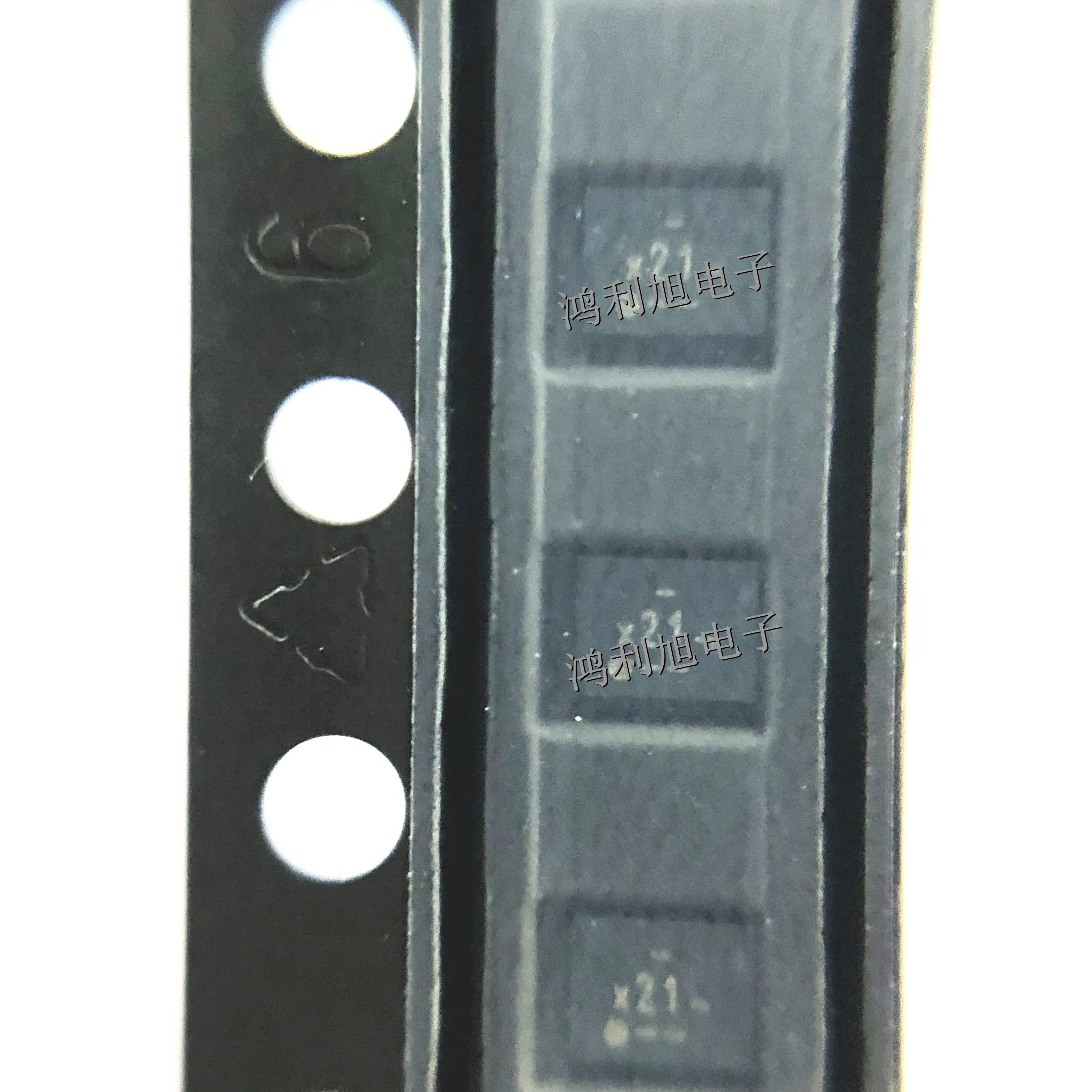 10pcs/Lot NX3DV221GM XQFN-10 MARKING;21 USB Switch ICs ANLG SWT DPST 3.3V Operating Temperature:- 40 C-+ 85 C