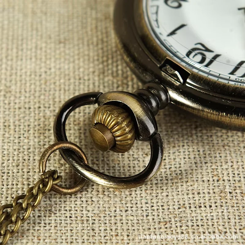 Classic Arabic Digital Dial  Spider Web Exquisite Chain Quartz Pocket Watch Bronze Retro Woman Exquisite Gift