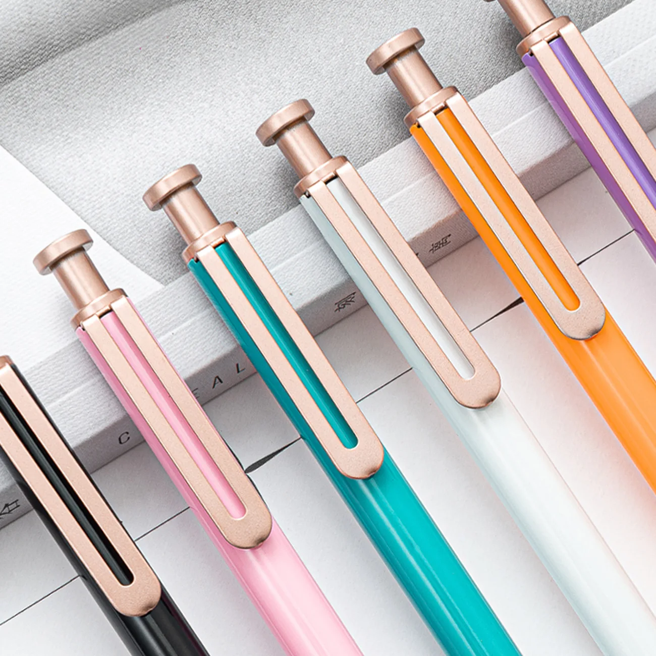 50PC Custom Logo Telescopic Ballpoint Pen Rose Gold Clip Luxury Macaron Metal Click Pen for Business Gifts Office School Writing