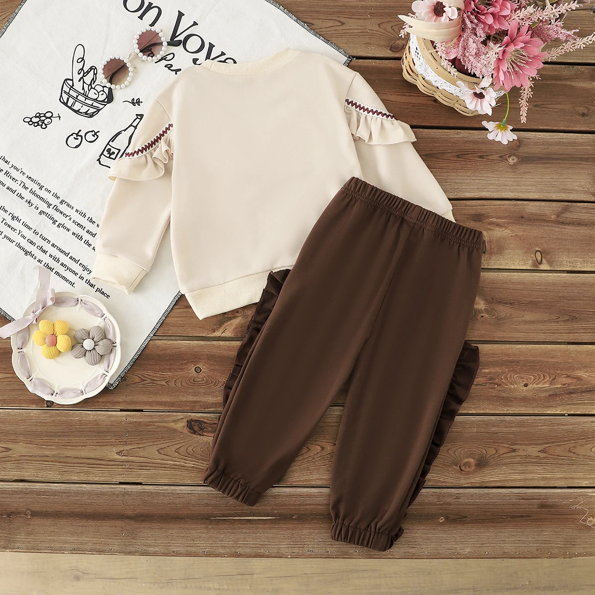 Girls Spring Autumn Floral Two-Piece Set with Ruffle Sleeve Hoodie And Cinnamon Ear Trim Trousers Long Sleeve Ivory Baby Outfit