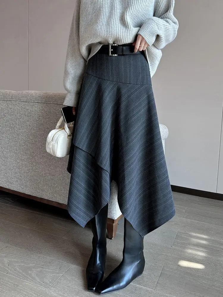Gray High-Waisted Irregular Striped High-Waisted Skirt for Women 2025 Autumn Winter New Commuting Fashion A-Line Skirt