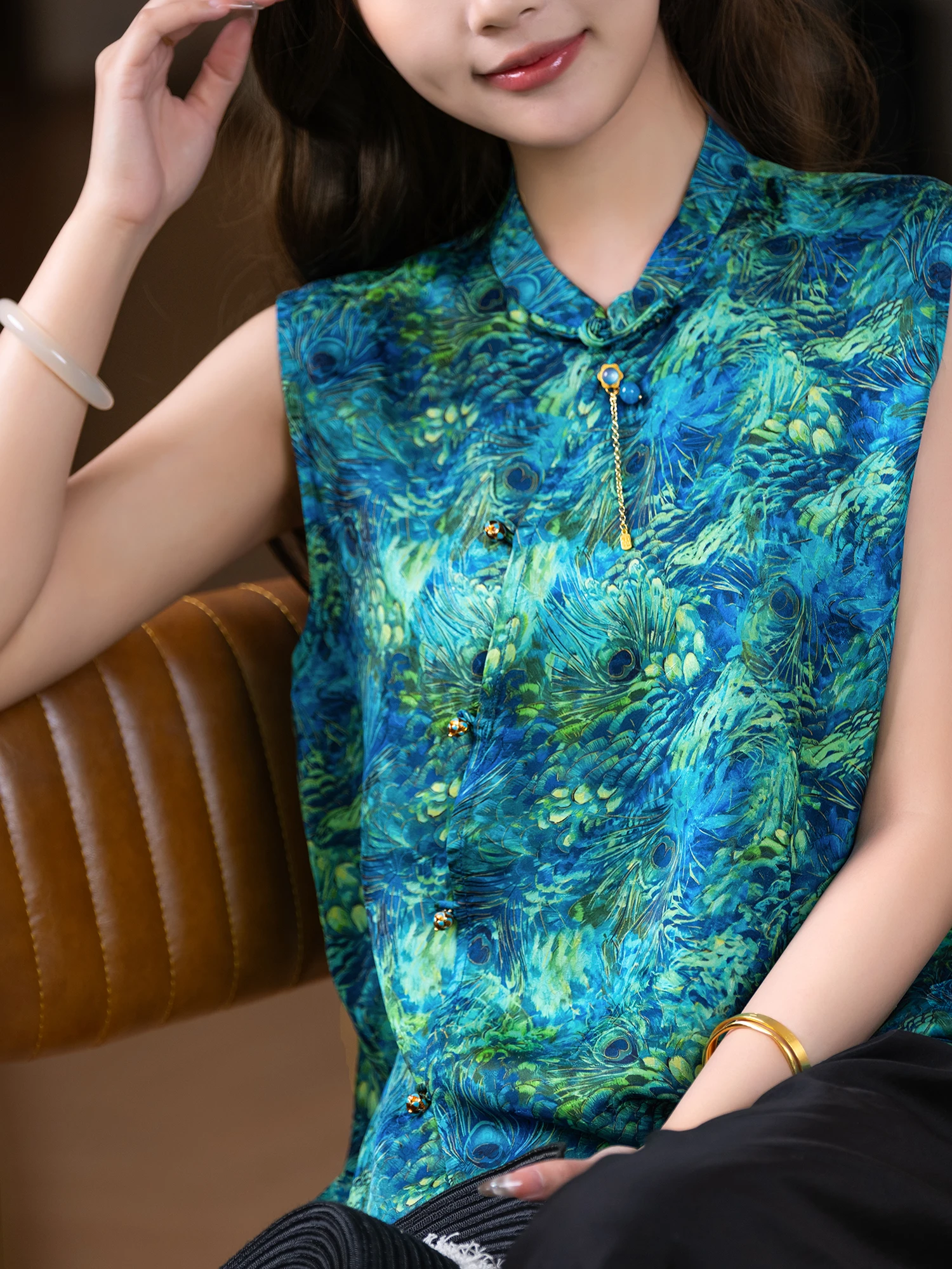

Silk Printed New Chinese Sle Stand Collar Top Poetic Mountain Sea Series Splendid Feathers Casual Loose Fit Summer Tee