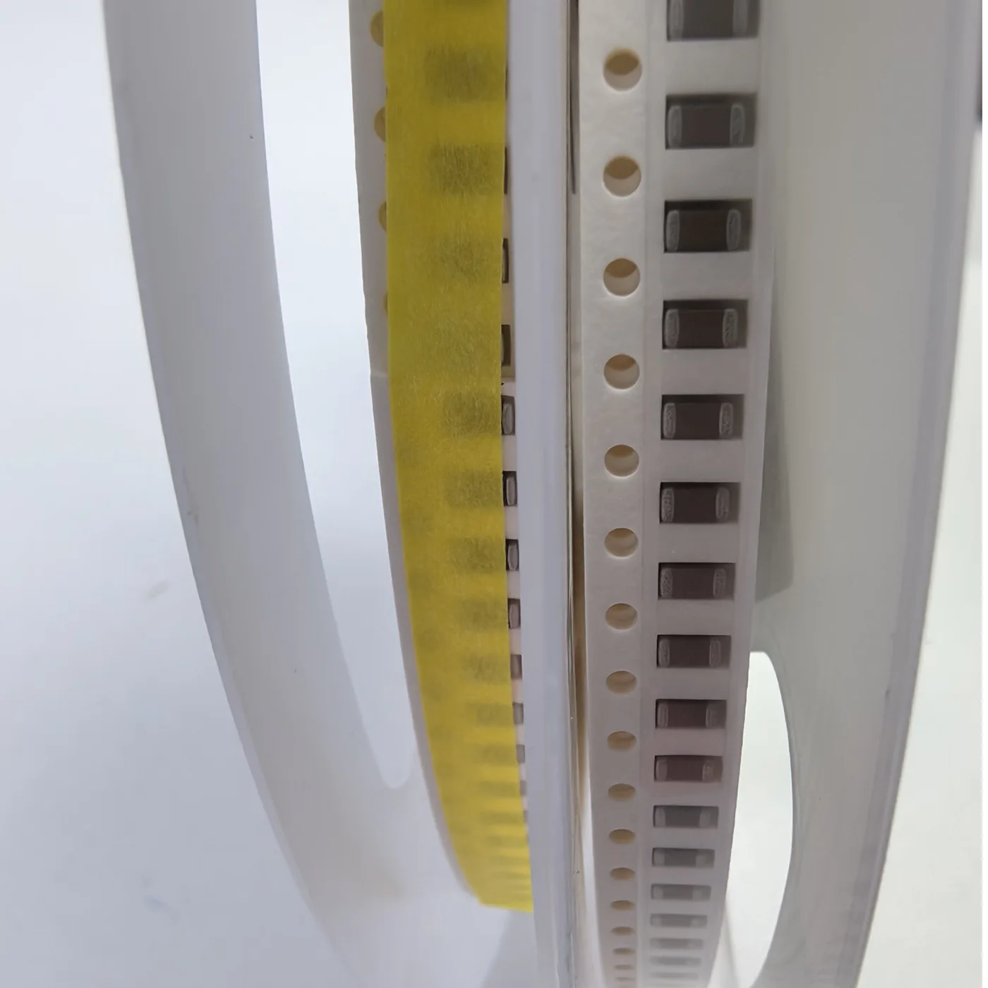 100PCS C1206 50V ALL Type6.8nF 10nF 18nF 22nF 33nF 47nF 56nF 68nF 100nF 220nF 330nF 470nF 680nF 1uF 2.2uF 4.7uF 10uF 3212 metric