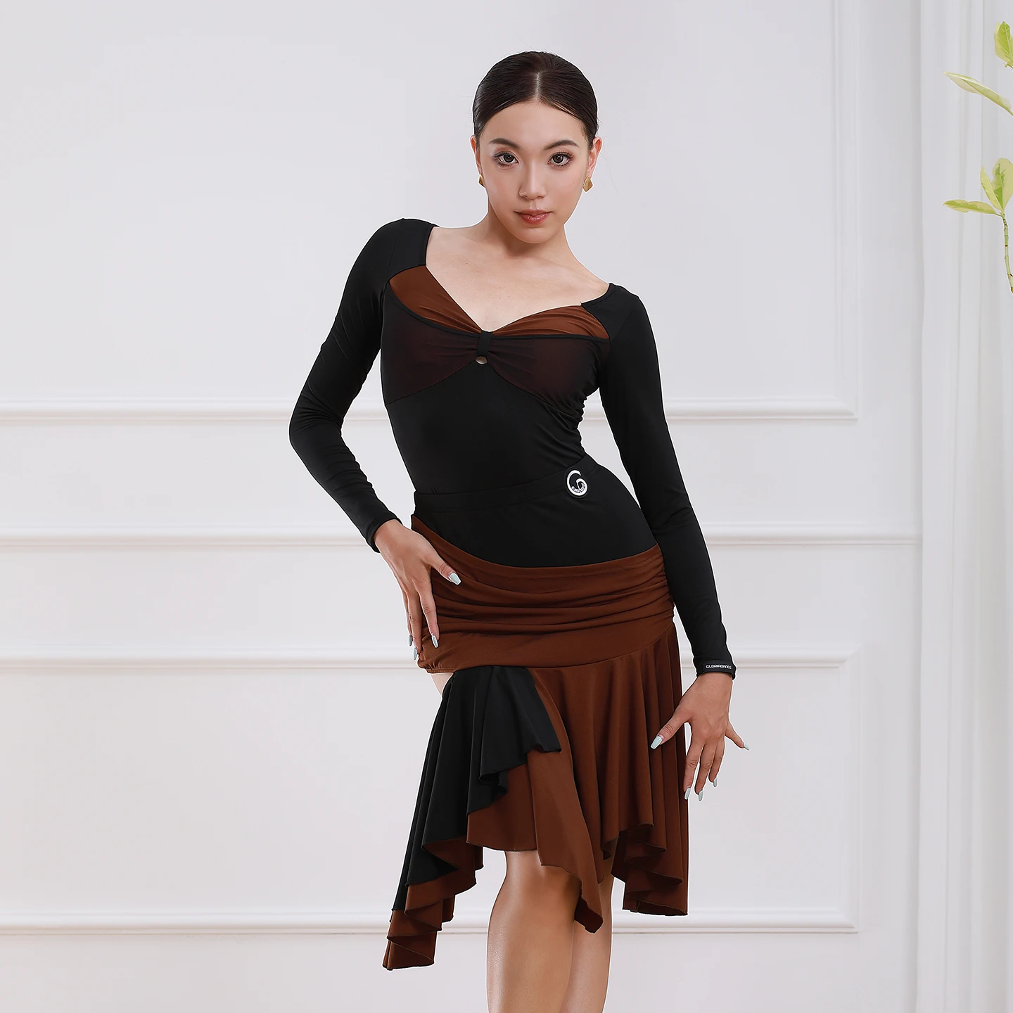 

Костюмы для латинских танцев на осень и зиму, сексуальные и модные тренировочные комплекты для взрослых, наряд для латинских танцев