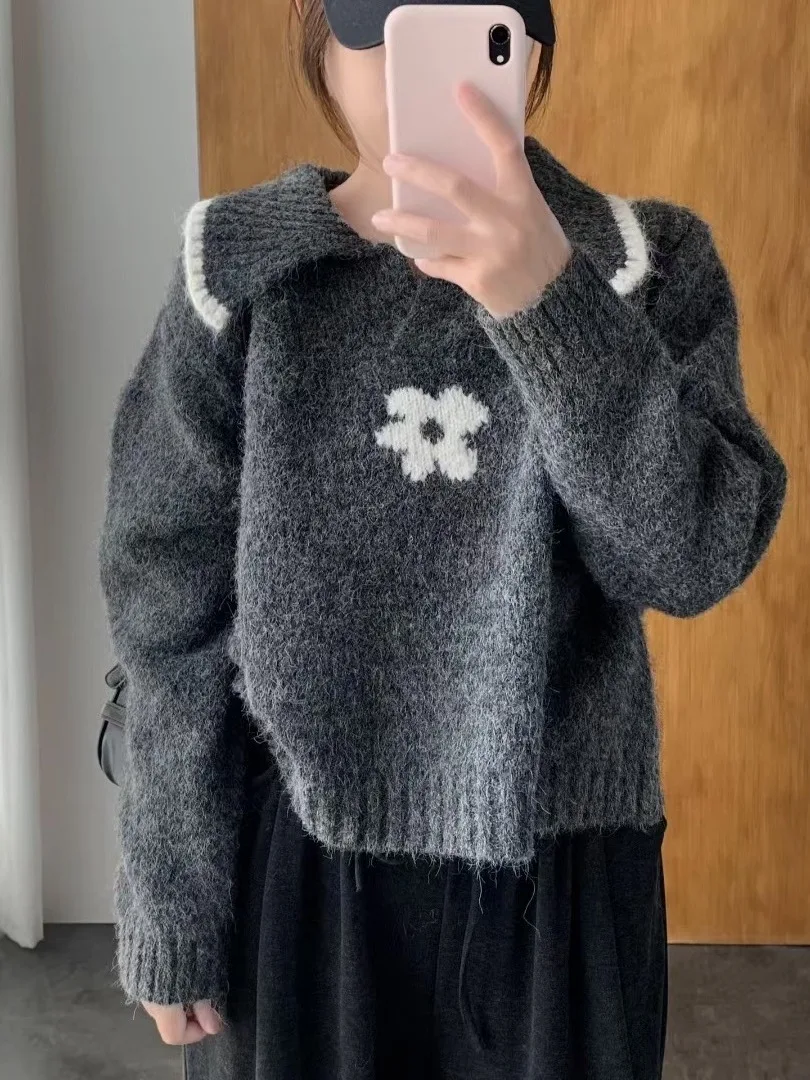 Winter Thiened ort Hooked Flower Women's Sweater Soft Cozy Base Layer irt Age-Defng Design Sense Inner Wear Top