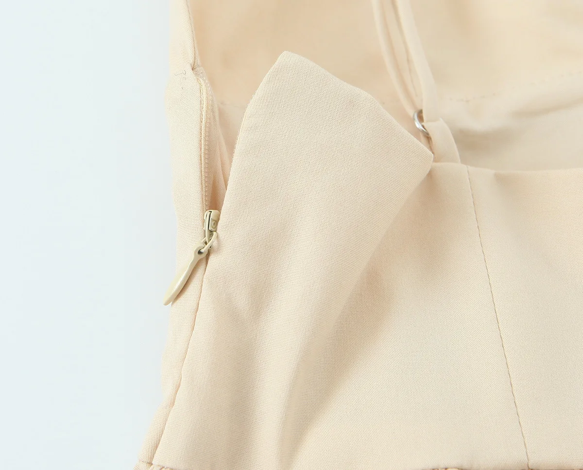 女性ミディドレスセクシーなチューブスタイル V ネックバックレスミッドウエストサイドジッププリーツ A ラインサスペンダードレス夏の新しいシックなドレス