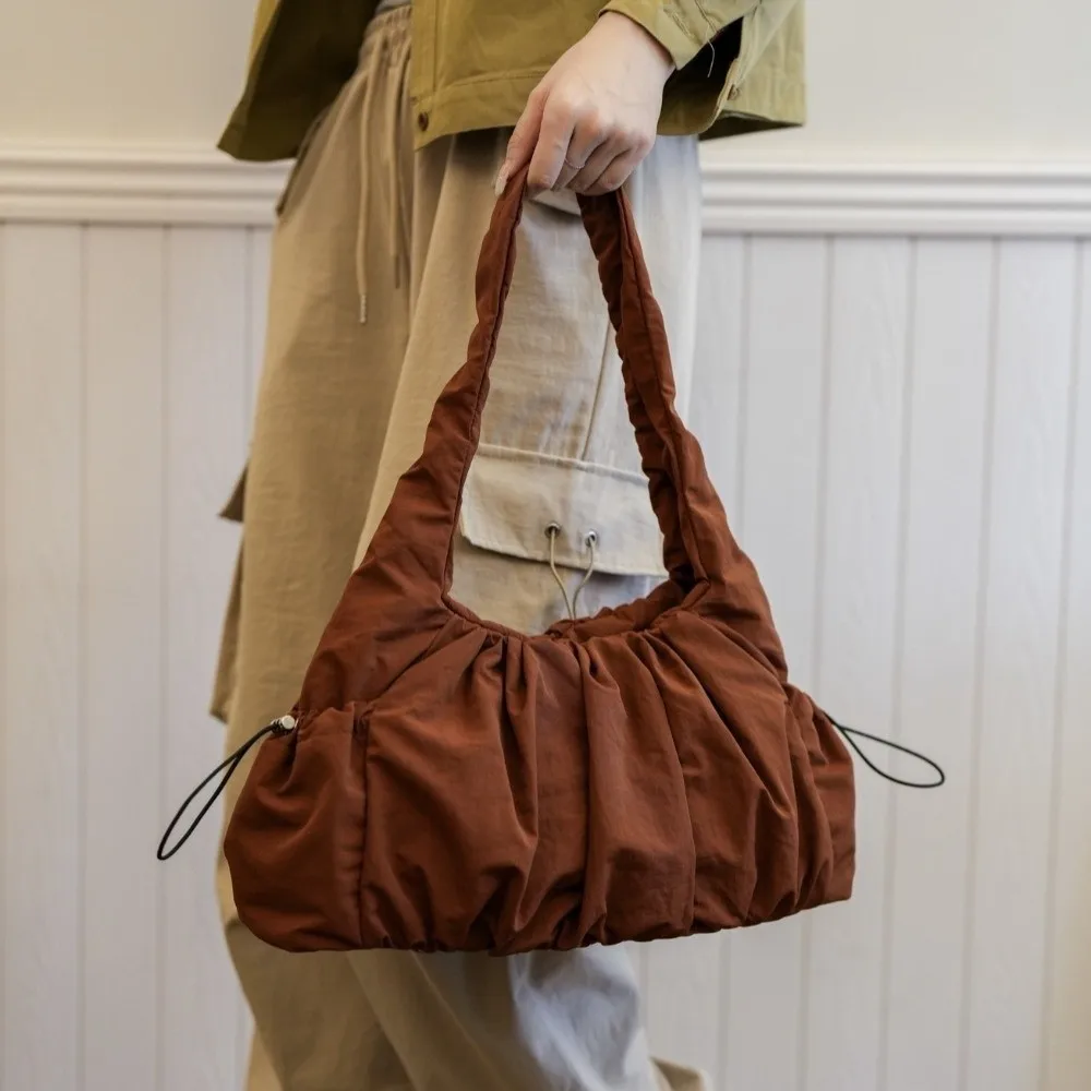 

Fashion Nylon Cloud Shoulder Bag Large Capacity Korean Ins Style Cloud Tote Bag Drawstring Personality Cloud Handbag Travel