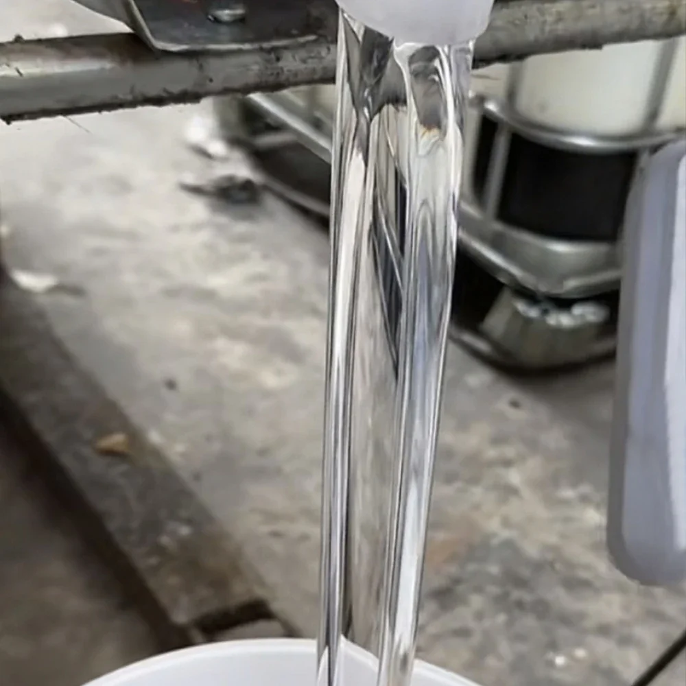 

Applicable to Motorcycle rocker sticker for Yamaha YZF R1 2007-2008 Carbon -look