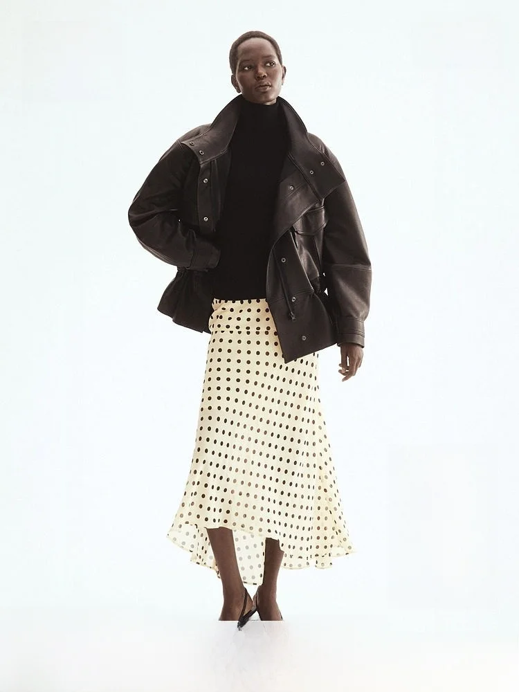 

Spring 2026 New Women's Fingercrochet f-length Skirt Slim Fit High Waist A-line Skirt Comfortable Viscose Fiber H&M 333775