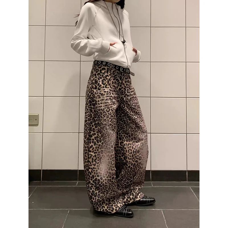YIBASHU Women Black Y2k Baggy Leopard Print Jean Aesthetic 2000s Style Jean Pants Vintage Harajuku Oversize Denim Trousers Winte