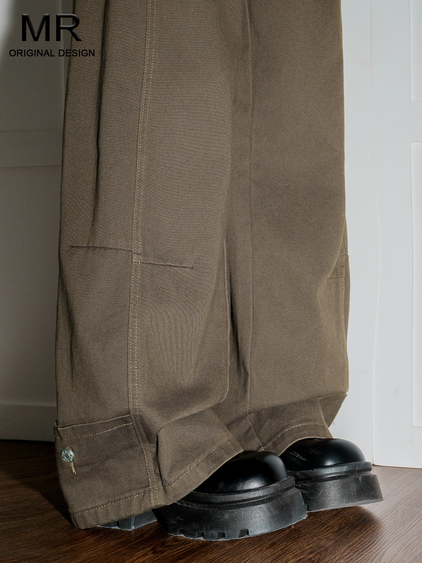 

Джинсы с высокой талией и широкими штанинами в американском стиле, женские, цвета мокко, свободного кроя, утягивающие, повседневные, весенне-летний дизайн