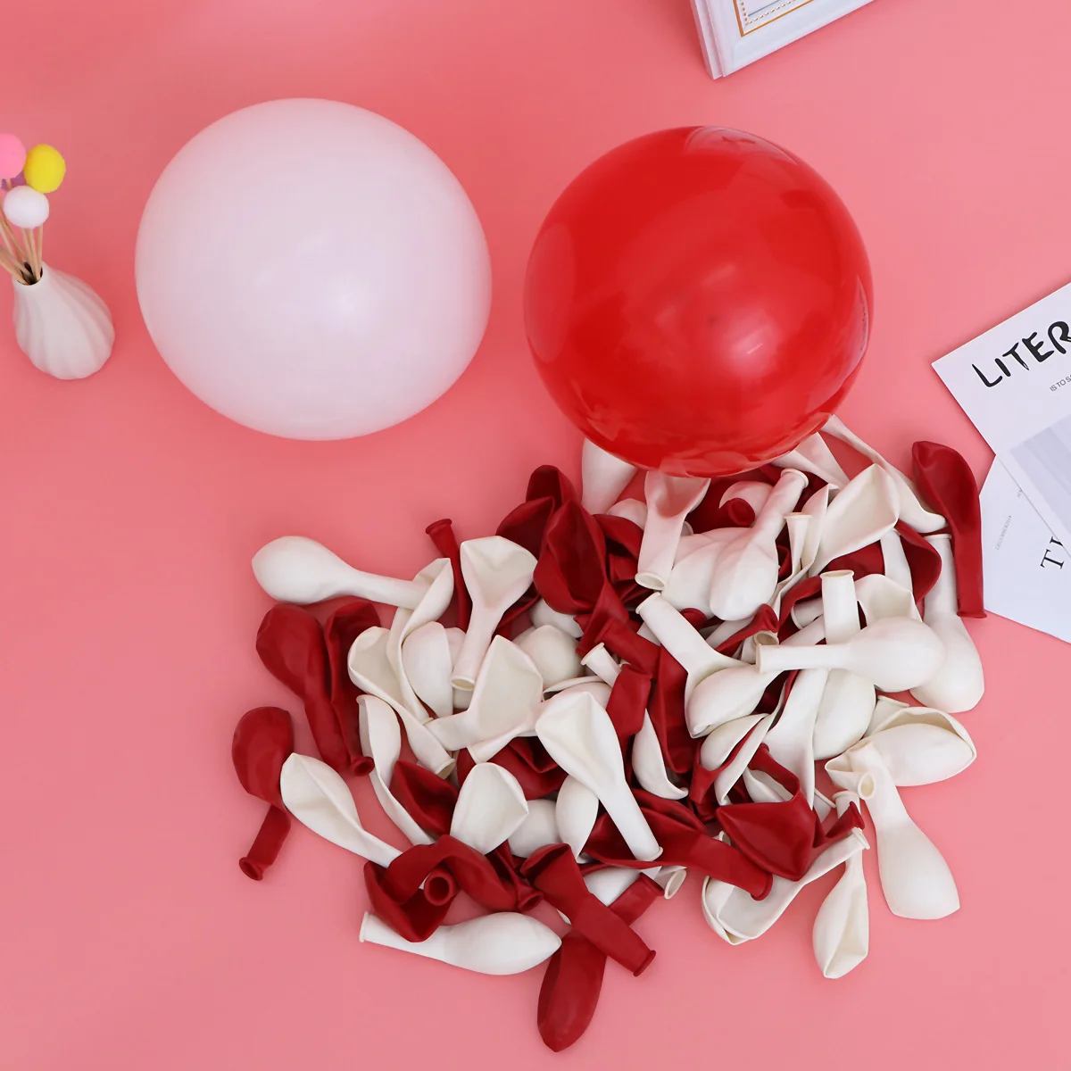 

100Pcs Red White Latex Balloons 10inch Thick Round Decorations for Valentine Holiday Birthday Wedding Party Supplies Romantic