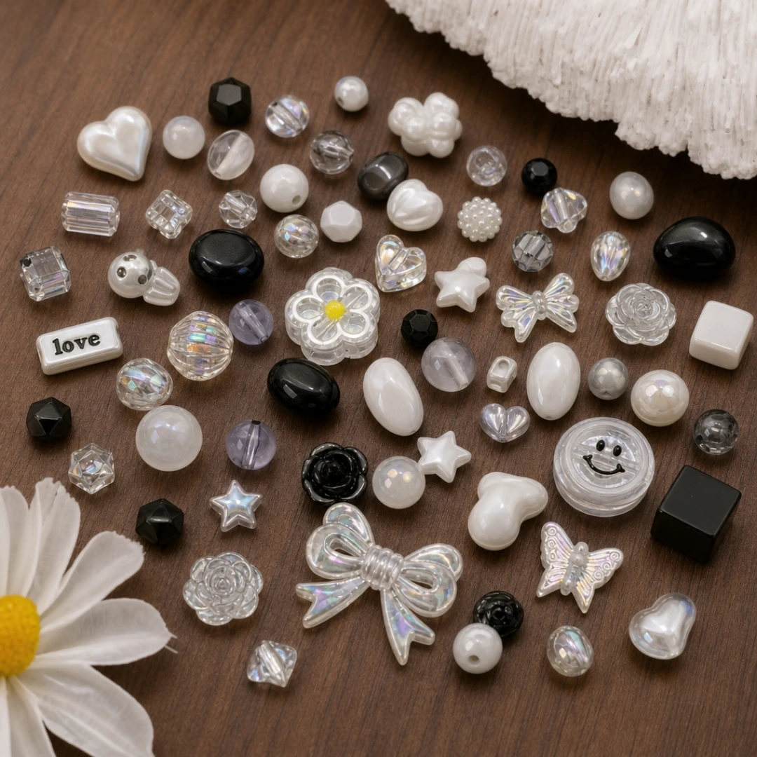 50g Sortierte Acrylperlen für Armbandherstellung Schmetterling Herz Blume Perlen Kawaii Ästhetische Niedliche Perlen für DIY Schlüsselanhänger Armband – Detail 6